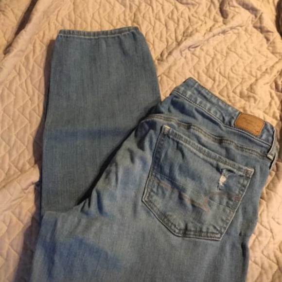 American Eagle Jeans - Picture 2 of 3